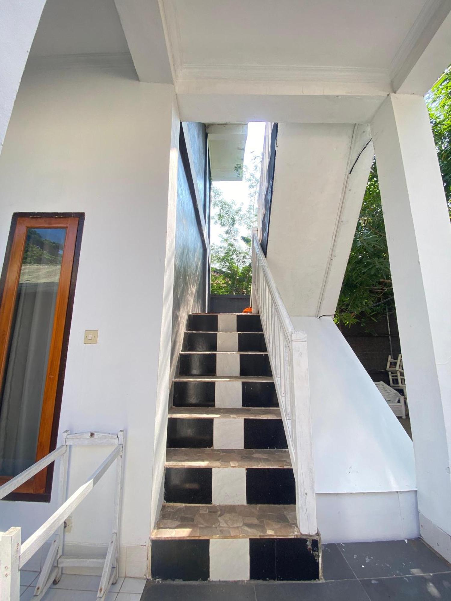 Hotel Bale Sunrise Gili Trawangan Exterior foto