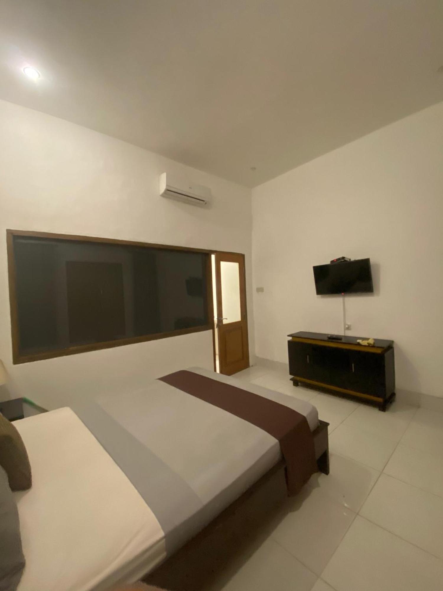 Hotel Bale Sunrise Gili Trawangan Exterior foto