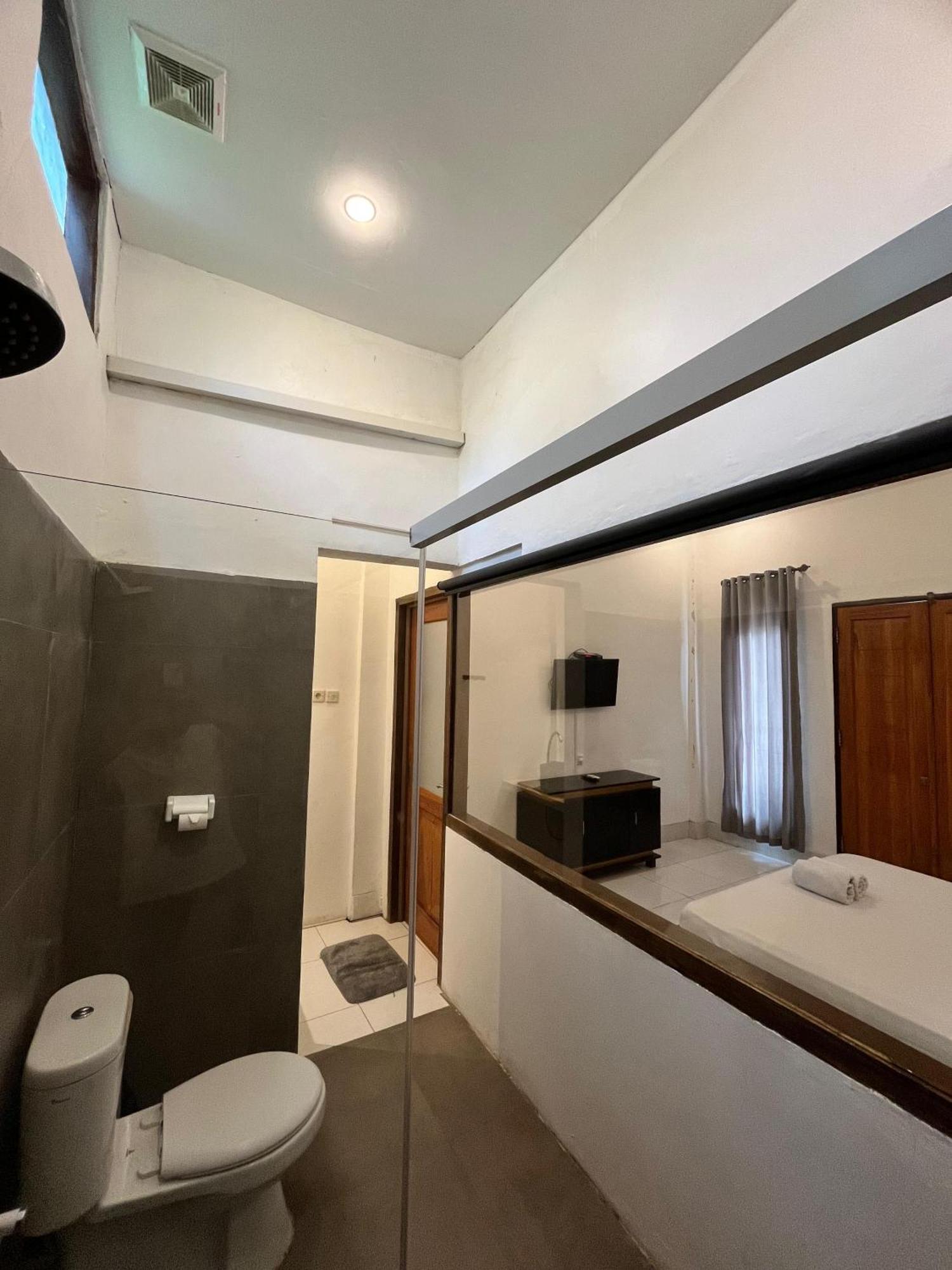 Hotel Bale Sunrise Gili Trawangan Exterior foto
