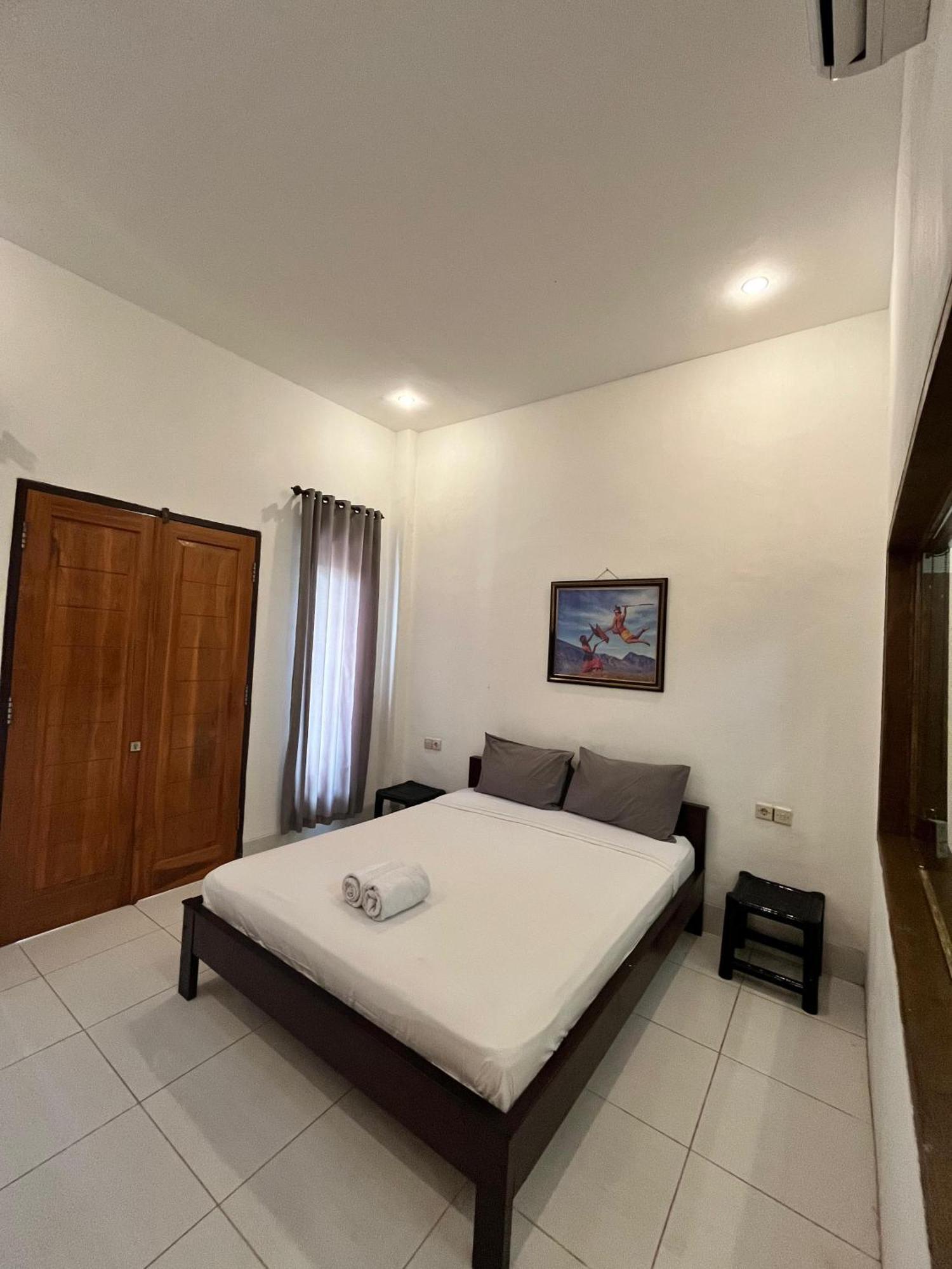 Hotel Bale Sunrise Gili Trawangan Exterior foto