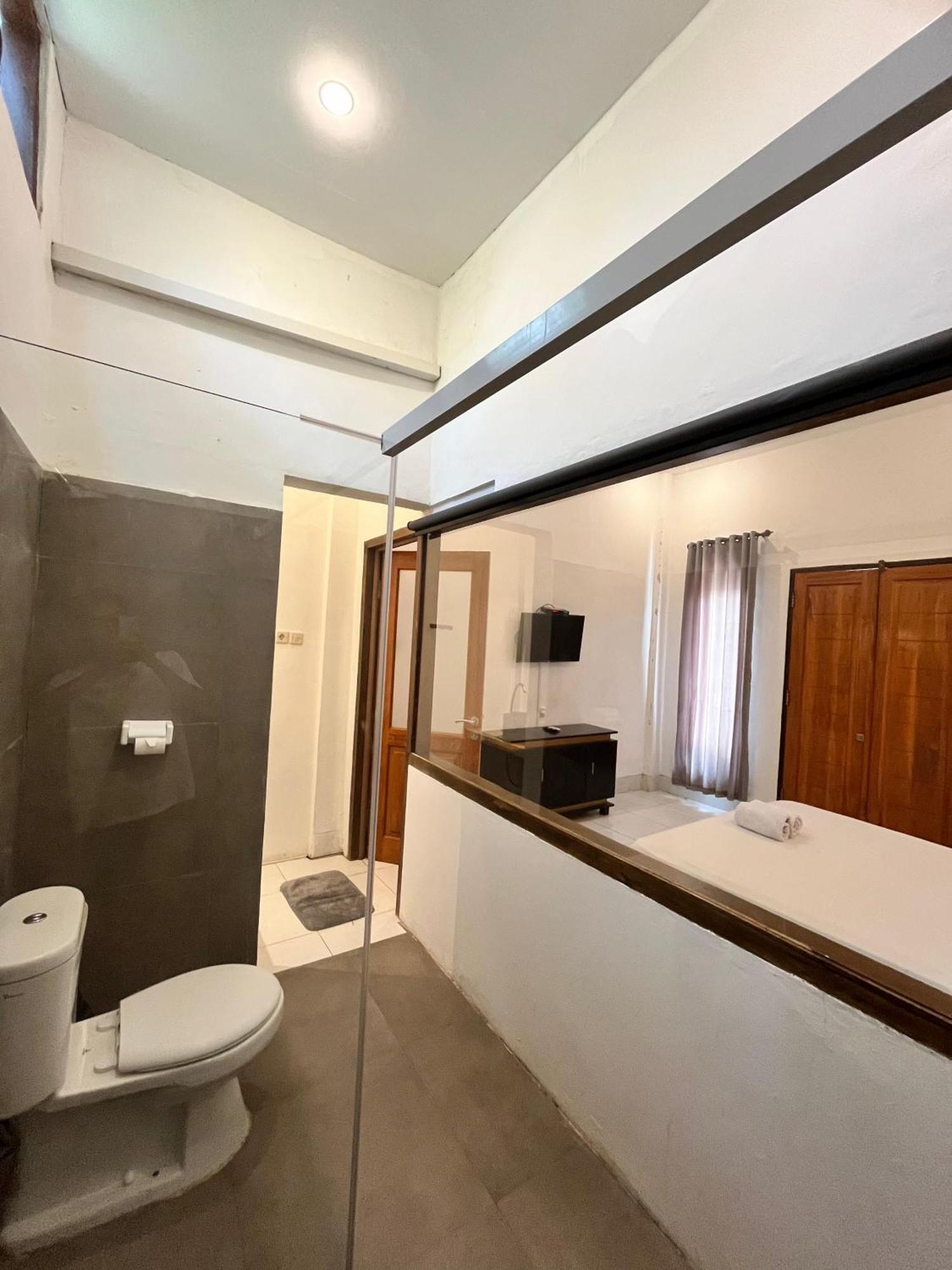 Hotel Bale Sunrise Gili Trawangan Exterior foto